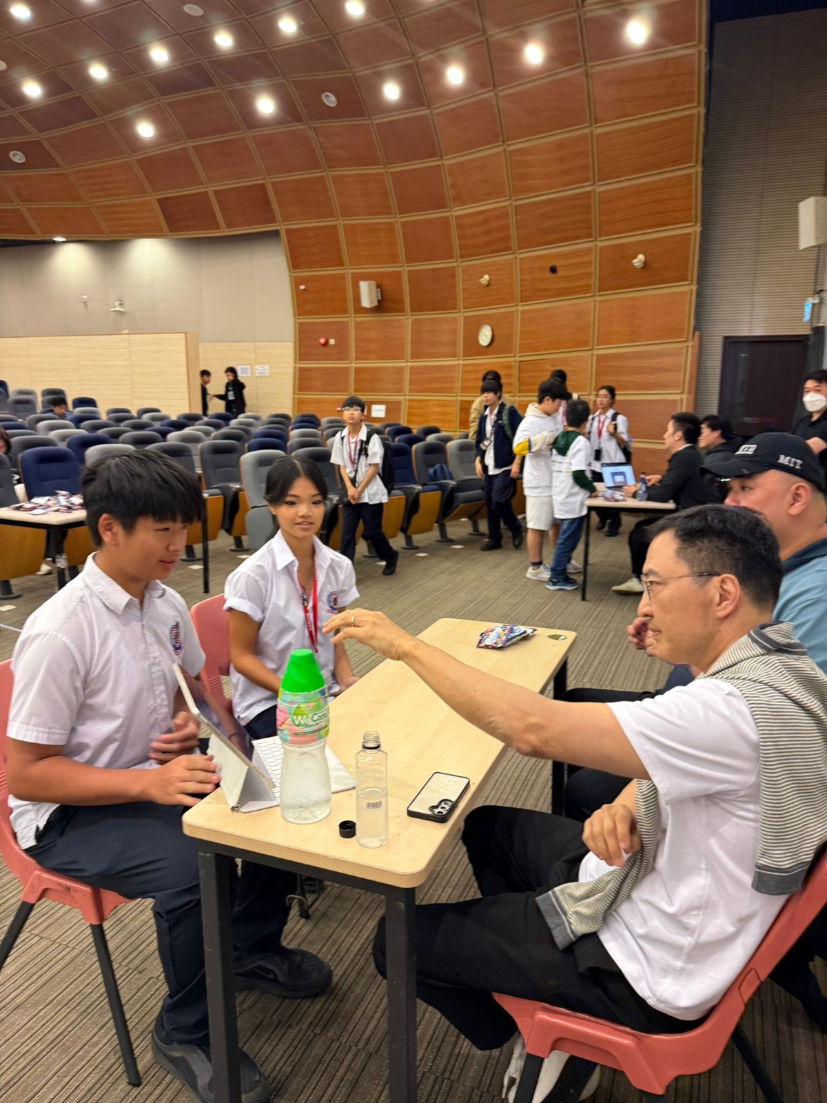 WhatsApp Image 2026-04-13 at 15.19.59.jpeg